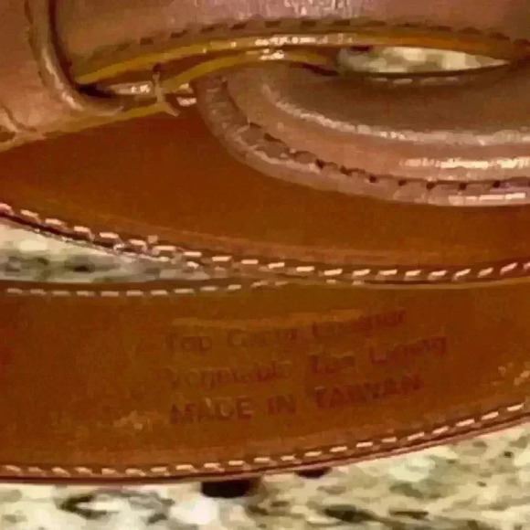 Vintage TJW for Mervyn's leather belt - Picture 3 of 7